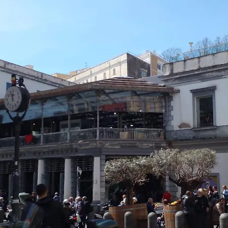 Metro Montesanto 度假居 *